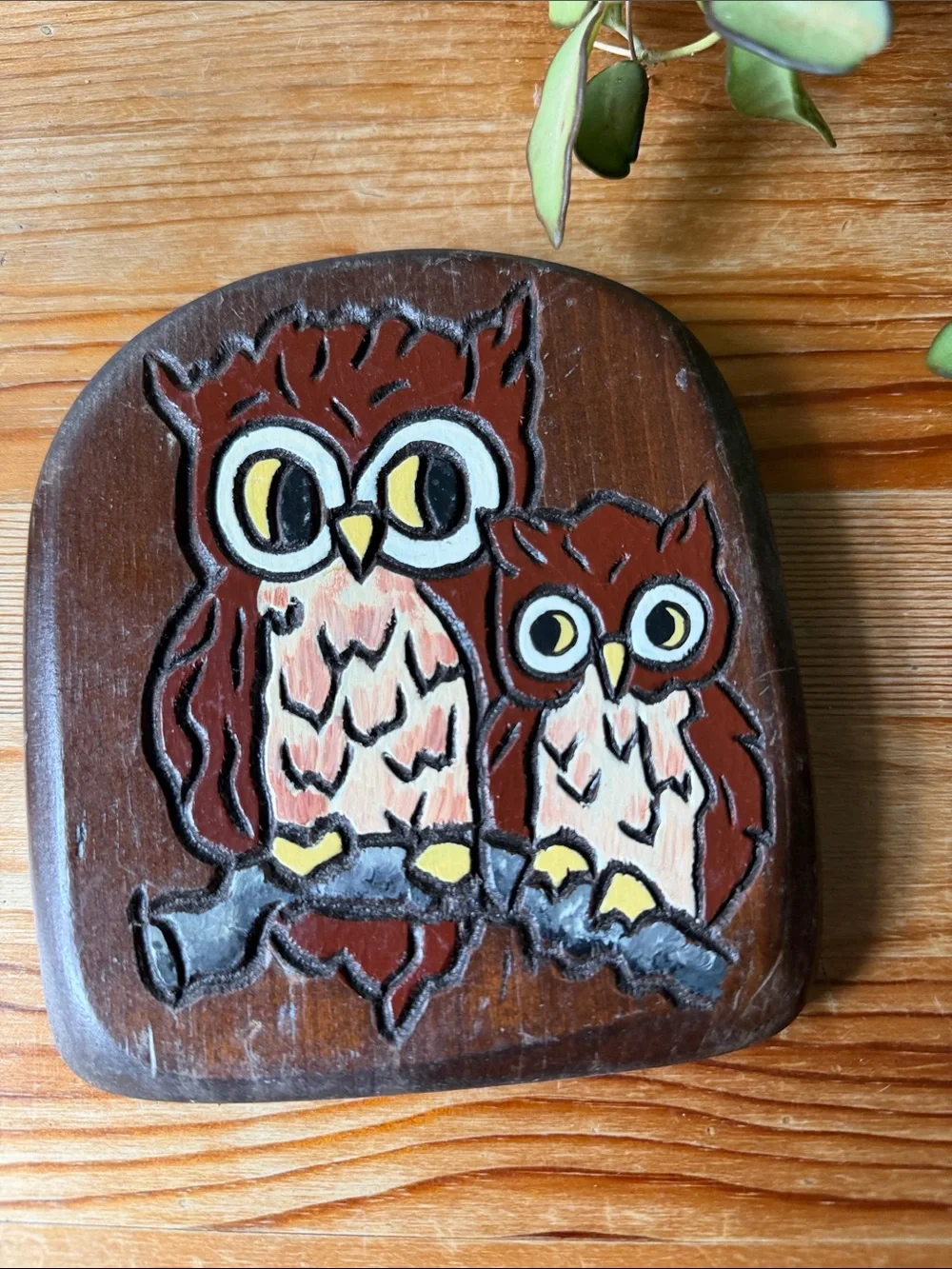 Vintage Hand-Painted Owl Wood Wall Art m